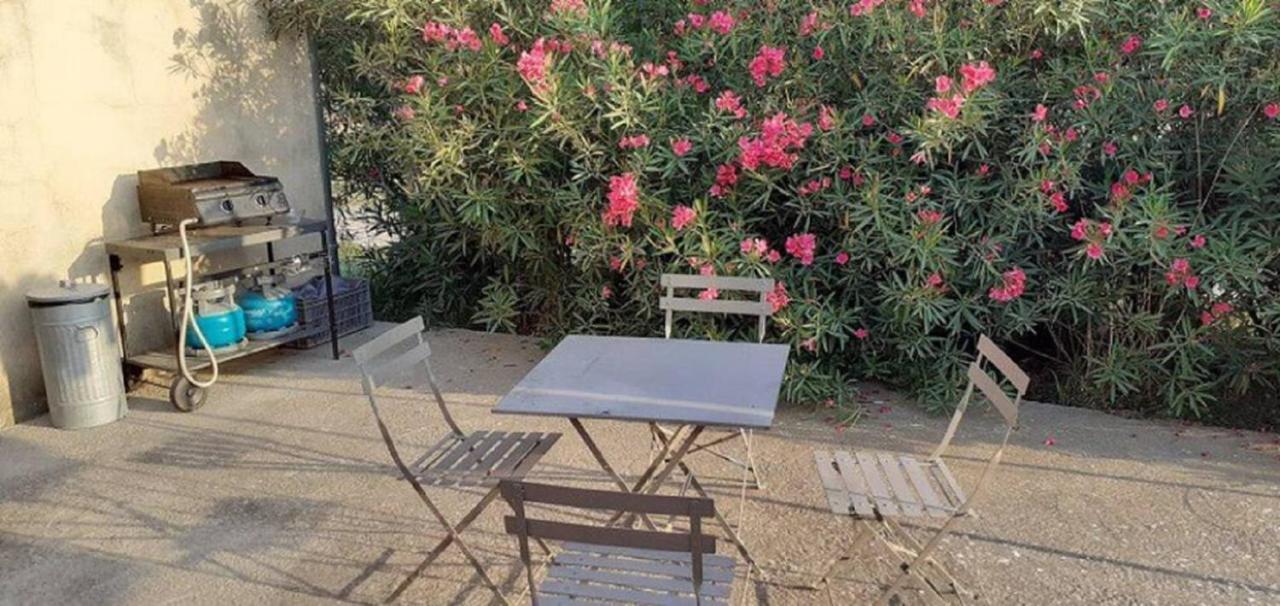 Le Petit Mas En Provence Avec Piscine Vila Barbentane Exterior foto